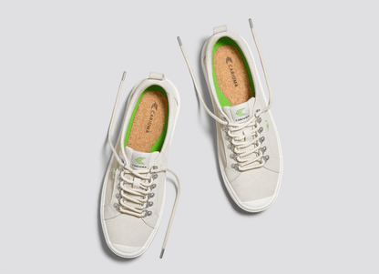 OCA Low Speedhooks Vintage White Suede Sneaker